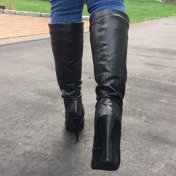 Cute boots - Picture 3 of 3